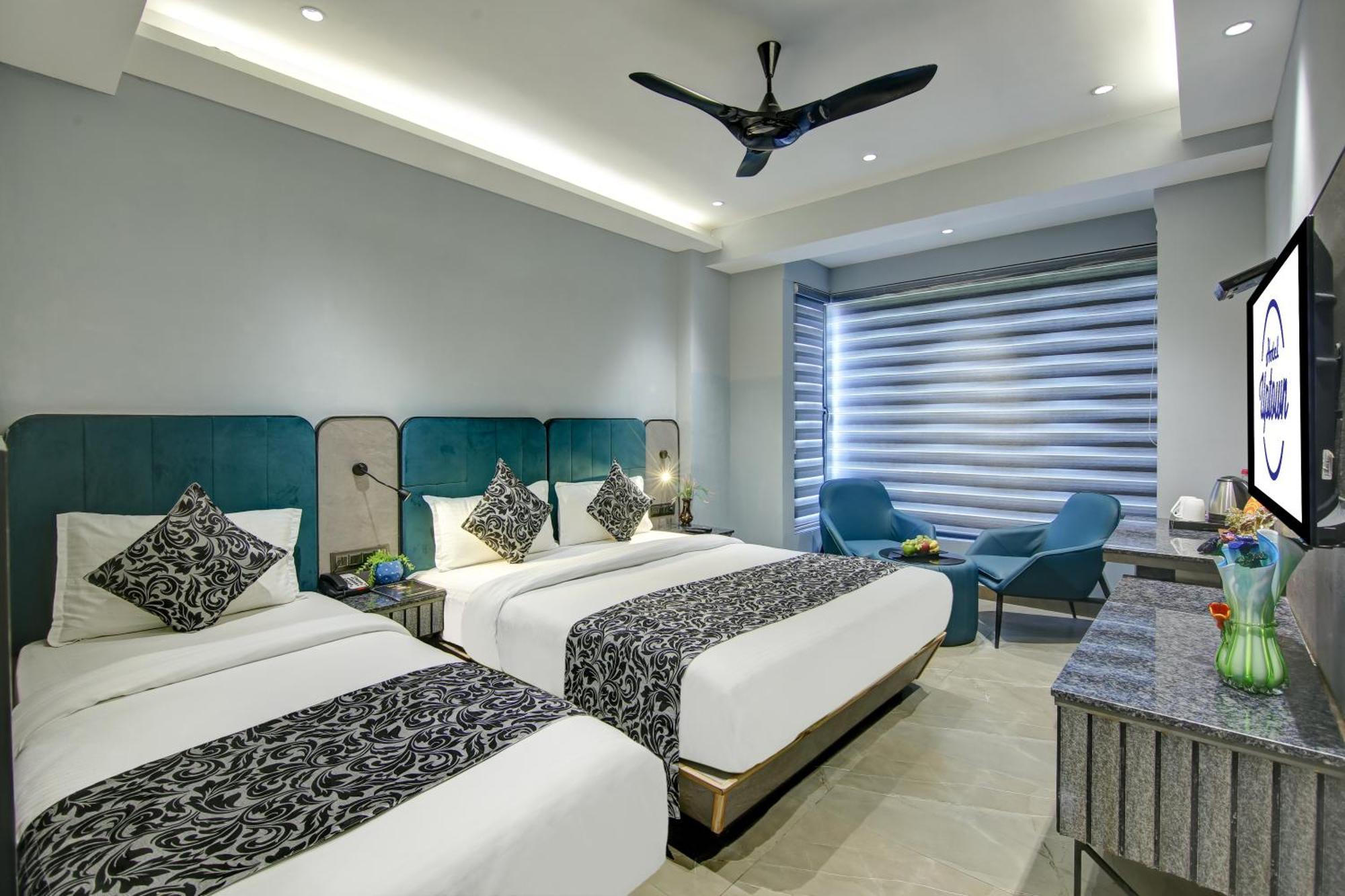Uptown 1km Connaught Place Hotel New Delhi